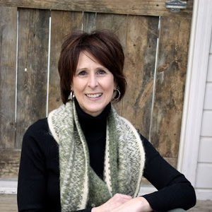 Meet your Posher, Officiant aimee